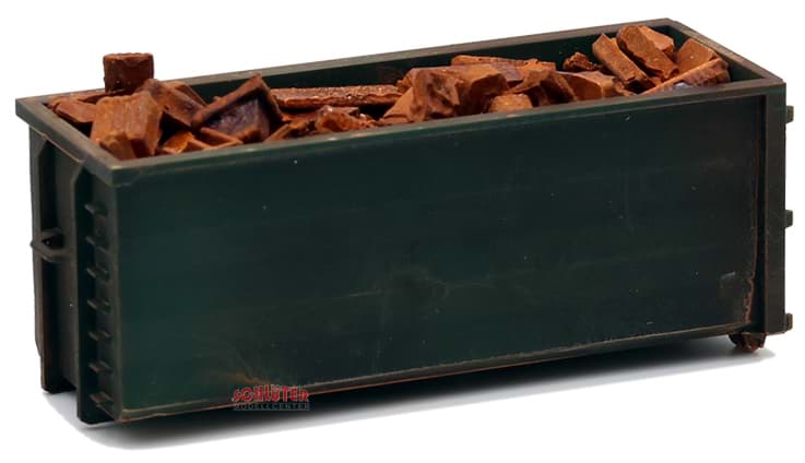 Bild von Abrollmulde U-Boxx mit rostigem Bauschutt 